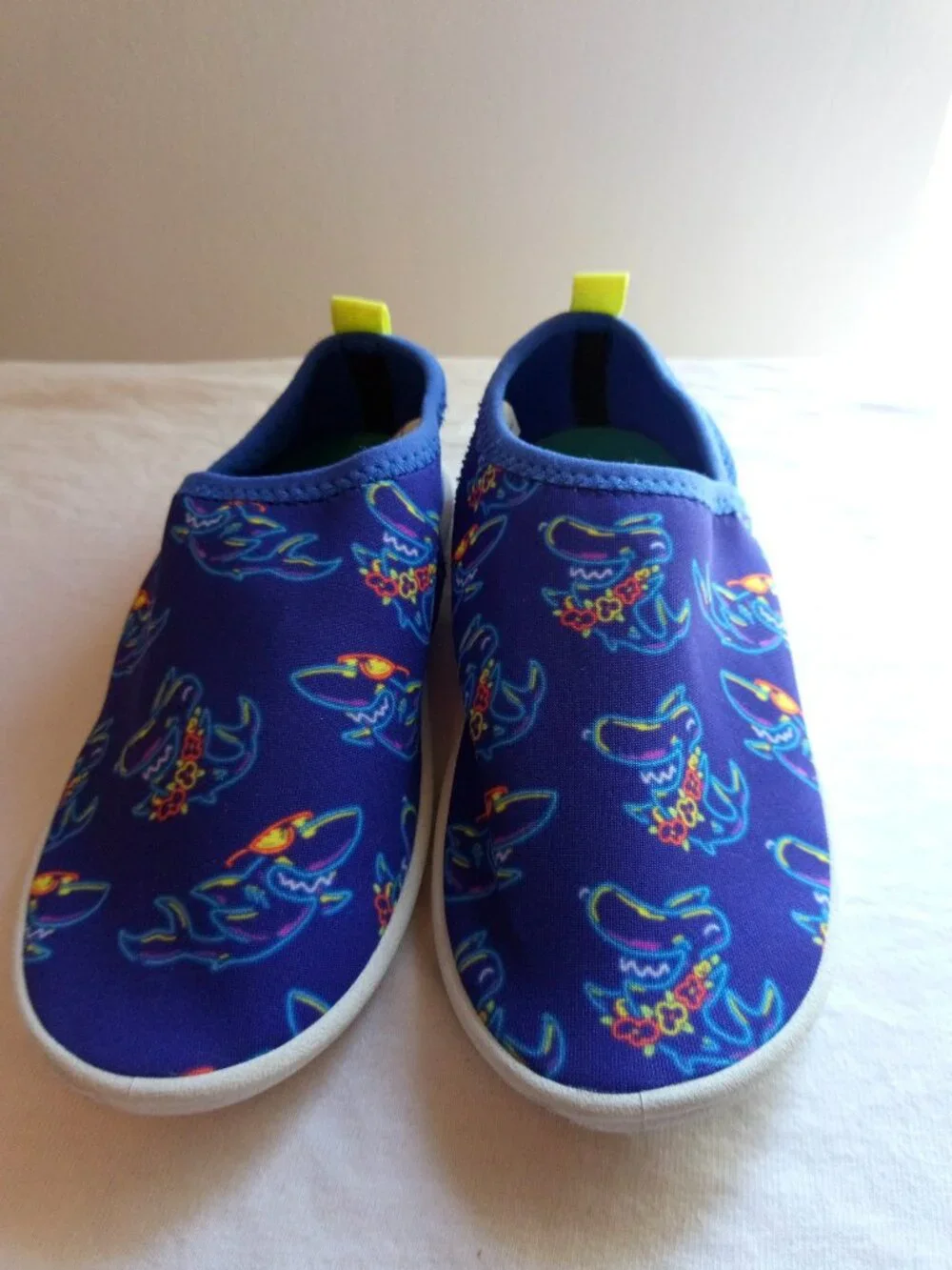 Boys' Blue & White Fire Print Water Shoes Size 10–11